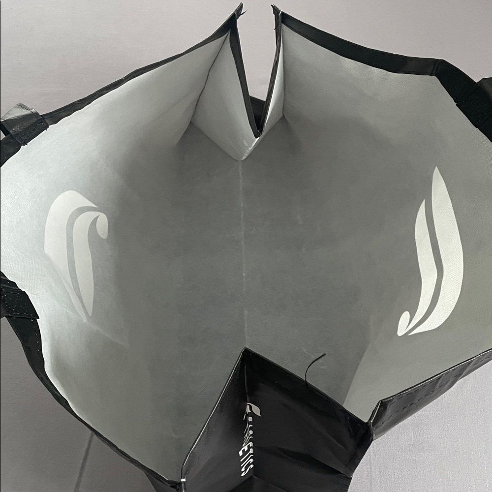Fabletics Reusable Tote - Picture 4 of 6